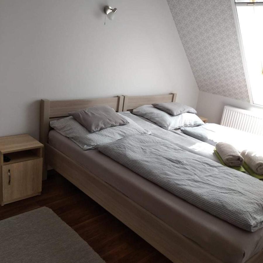 Tahiti Apartman Hajdúszoboszló Exterior foto